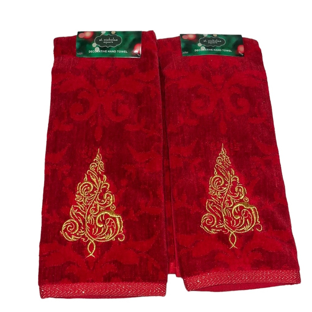 Red & Gold Christmas Tree Hand Towels~NWT~Set of 2~St. Nicholas Square